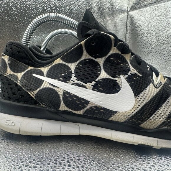 🚀 Nike Womens Free‎ 5.0 704695-008 Black Running Shoes Sneakers Size 8.5 - Picture 3 of 7